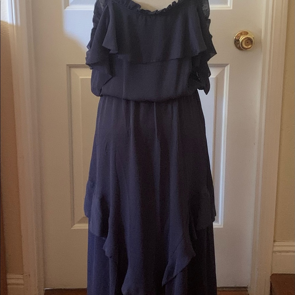 Dress - Picture 3 of 4